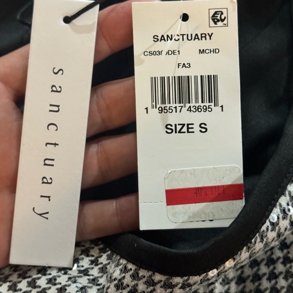 Sanctuary Women's Sequin Mini Skirt Houndstooth Size S Party Side Zip NWT $79 - Picture 4 of 4